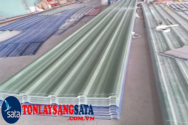 Bang-gia-ton-nhua-pvc-lop-mai-tai-tphcm