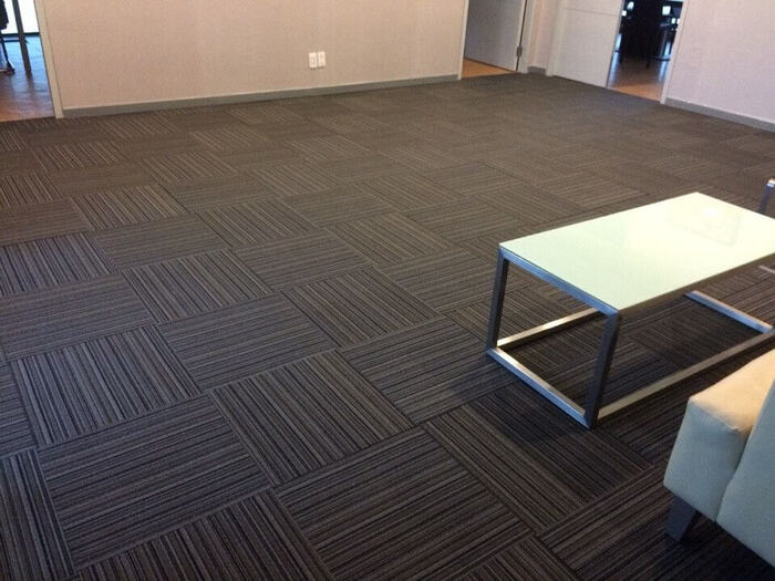 Tính ứng dụng của cao su lót sàn trong đời sống hiện nay